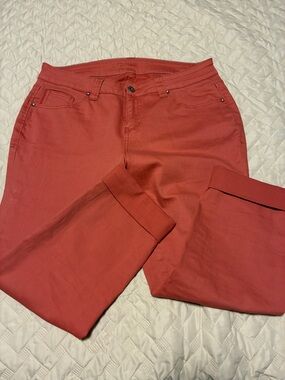 Jag Jeans Women's Girlfriend Jeans in Rose Red